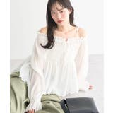シャーリングフリルオフショルブラウス | earth music&ecology  | 詳細画像1 