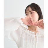 シャーリングフリルオフショルブラウス | earth music&ecology  | 詳細画像15 