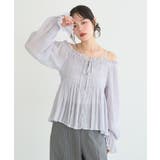 シャーリングフリルオフショルブラウス | earth music&ecology  | 詳細画像8 