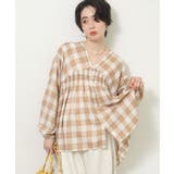 ベージュ | 【しゃれシャツ】イージーケアVネックチェックブラウス | Green Parks 