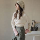 アイボリー | 袖配色ハイネックメロープルオーバー | Girly Doll