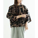 モカ×ブラック | zootie（ズーティー）：ニュアンス柄 フリル袖ブラウス | e-zakkamania stores