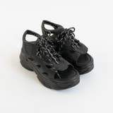 ブラックブラック | 厚底カットワークスポーツサンダル | FABBY FABBY.