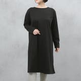 ブラック | ヘビーウェイトロングスリーブタック使いワンピース | FashionBerry