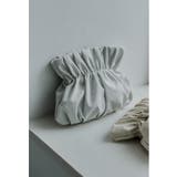 シルバー | niana ニアナ シャイニーシェルクラッチバッグ | Fashion Letter