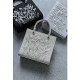 ベージュ | niana ニアナ ボタニカル刺繍ラメハンドバッグ | Fashion Letter