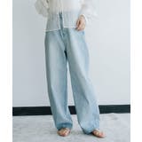 立体的なカーブシルエットで、旬のレッグラインを描くカーブデニムパンツ | refinedworks | 詳細画像2