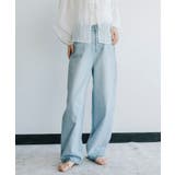 ブルー | 立体的なカーブシルエットで、旬のレッグラインを描くカーブデニムパンツ | refinedworks