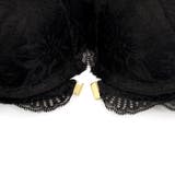 フロントホック×背中デザインしっかり盛って、デコルテ美人 | fran de lingerie | 詳細画像11