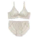 リュクスなクラシカルデザインしっかり盛って、デコルテ美人 | fran de lingerie | 詳細画像3