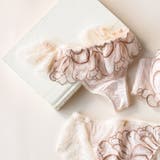 ピンクベージュ | 大人かわいいチューリップ刺繍ファッションの必需品 「ノーブルティアラトルペ」 | fran de lingerie
