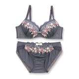 可憐なフラワーレースのフェミニンランジェリーナチュラルバスト 「フラワークラウン | fran de lingerie | 詳細画像2 