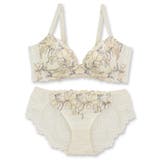 華あり刺繍のノンワイヤーしっかり盛れるノンワイヤー 「スタイルアップワイヤレスビ… | fran de lingerie | 詳細画像2 