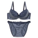 人気のふわ盛シリーズミルキーなサテン生地とレースがポイント 「ふわ盛サテン | fran de lingerie | 詳細画像7