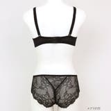 印象派の絵画のようなフラワーモチーフ美しさも、機能も 「グレースイストムード | fran de lingerie | 詳細画像9