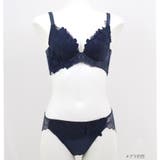 リュクスが寄り添うGRACE soin Luminousヒップに心地よくフィット… | fran de lingerie | 詳細画像11 