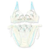 ふんわり優しいデザインすっきりラインの谷間メイクブラ 「ワンダーリフトブラ 005 | fran de lingerie | 詳細画像2