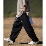 ブラック | Wide Silhouette Tuck Pants | AVENT