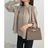 グレージュ | 大人ブラウスの抜け感。ハイネックバルーンスリーブブラウス | futier land