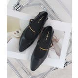 ブラック | ひときわ輝く足元のワンポイント。メタルモチーフストラップパンプス | futier land