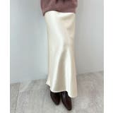 アイボリー | 上品なツヤで洗練スタイルに。厚地サテンスカート | futier land