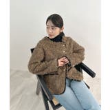 グレージュ | ふんわり大人かわいい。配色パイピングノーカラーボアコート | futier land