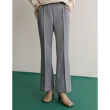 ブルー(013) | ゆとりのあるセミフレアシルエットが美脚メイク | Re:EDIT