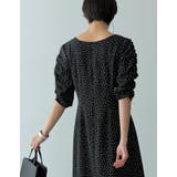 1枚でコーデが完成する美シルエットワンピース ドット柄ギャザースリーブワンピース | Re:EDIT | 詳細画像13