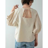 オフホワイト(002) | ランタンスリーブデザインが新鮮さのある着こなしに | Re:EDIT