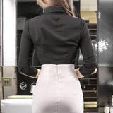 短め丈のチラ見せがセクシーな襟付きトップス(TOPS) | GRAXIA | 詳細画像9