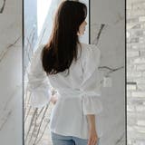 清楚で可憐な印象を与えるペプラムブラウス(TOPS) | GRAXIA | 詳細画像6 