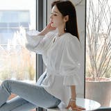 清楚で可憐な印象を与えるペプラムブラウス(TOPS) | GRAXIA | 詳細画像7 