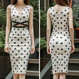 女性らしいカーヴィーラインを強調するカットワークドレス | GRAXIA | 詳細画像9 