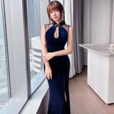 クラシカルデザインと大胆な背中見せで大人な雰囲気を漂わせるチャイナ風ロングドレス… | GRAXIA | 詳細画像2 