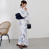 柔らかな生成りに青く揺らめく金魚が涼を呼び大人の女性の清廉な美しさを引き立てる浴… | GRAXIA | 詳細画像5