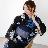 黒地に咲く鮮やかな青と白のマーガレットがモダンで洗練された大人の夏を演出する浴衣… | GRAXIA | 詳細画像11