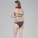 リゾート感漂うオフショルフレアパンツ付きチューブトップ水着4点セット | GRAXIA | 詳細画像15