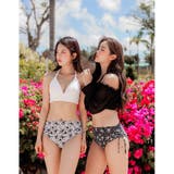 オフショルトップスが二の腕をフェミニンにカバービキニ3点セット(水着・ビキニ) | GRAXIA | 詳細画像14 