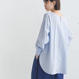 073-ライトブルー | 【OMNES】製品洗いコットンブロード裾ラウンドレイヤードブラウス | OMNES