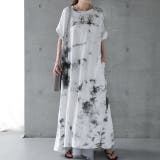 ホワイト | ワンピース レディース 秋 ロングワンピース 半袖 タイダイ柄 Tシャツワンピ | HUG.U