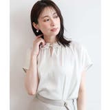 ギャザーフリルネックサテンブラウス/洗濯機で洗える/WEB限定サイズあり | OFUON | 詳細画像10