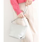 シルバー | シュリングレザー台形ショルダーバッグ | MK MICHEL KLEIN