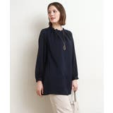 ネイビー(57) | 【大きいサイズ/11号サイズあり】タックネックサテンブラウス | eur3