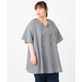 ホワイト(90) | 【大きいサイズ】ぽこぽこフレアスリーブチュニック | eur3