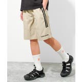 グレイッシュベージュ | CONVERSE 別注ドライポリサイドラインショートパンツ ボトムス | 子ども服 SHUSHU