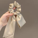 クリーム | サテンビッグリボンシュシュ 小物 ヘアアクセサリー | kirakiraShop