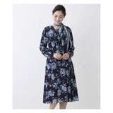 ネイビー | 洗えるフラワープリントワンピ-ス | Leilian