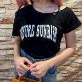 BLACK | ロゴプリントラウンドネックトップス/サイドシャーリング | LETee