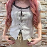 BEIGE | レースアップトップス/インナータンクトップ付き/前身プリント | LETee