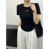 BLACK | スリット風ムネアキティーシャツ | LETee